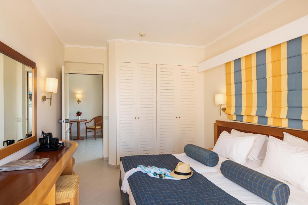 Anissa Beach Hotel خيرسونِسوس المظهر الخارجي الصورة
