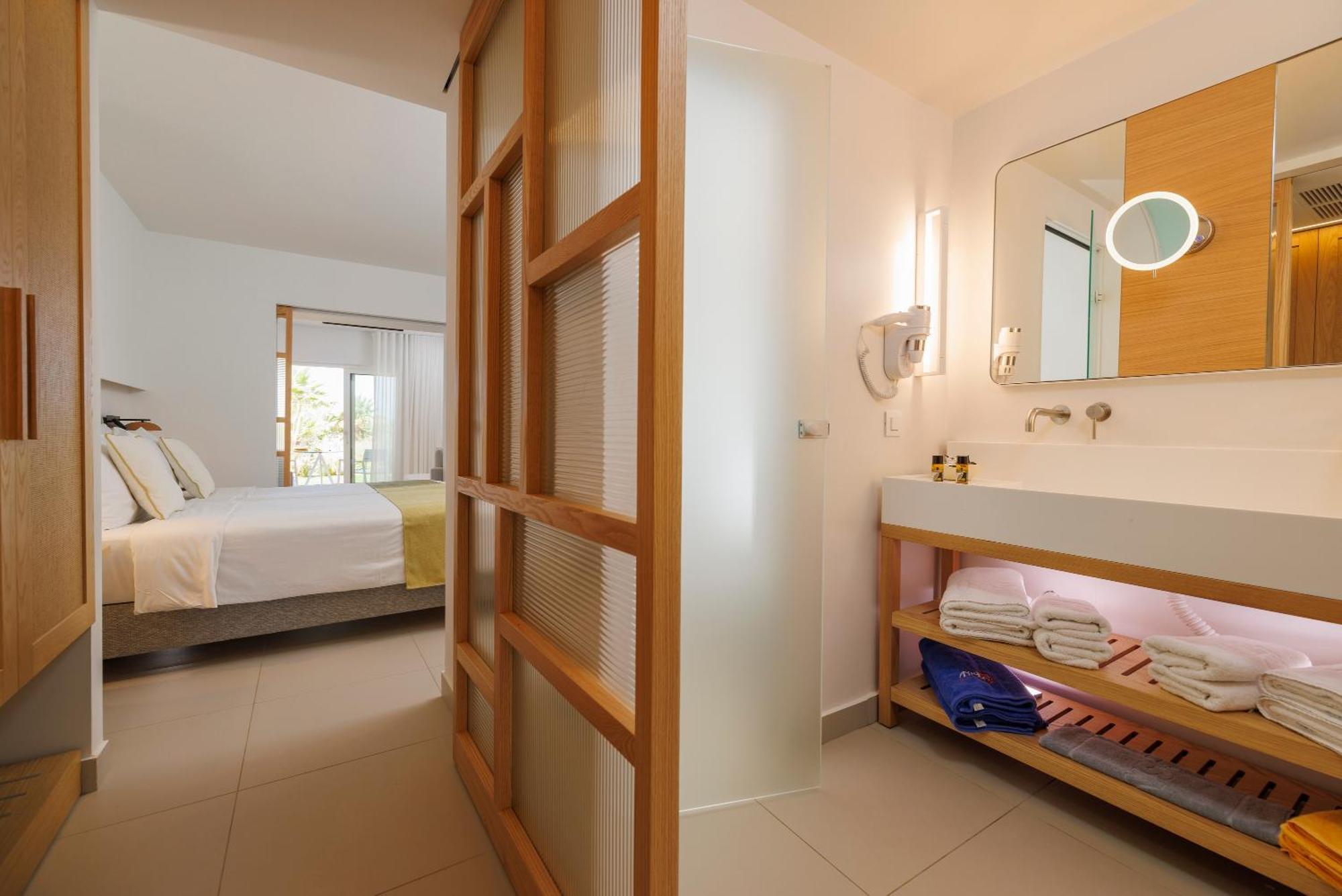 Anissa Beach Hotel خيرسونِسوس المظهر الخارجي الصورة
