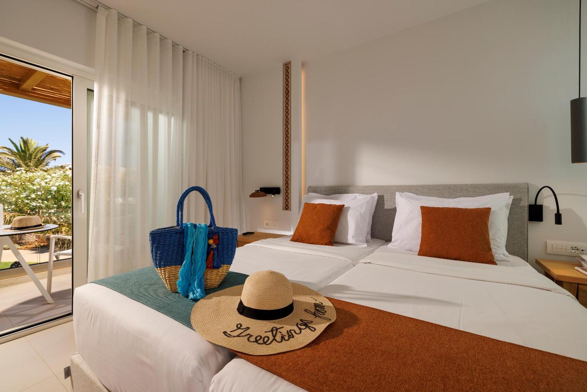Anissa Beach Hotel خيرسونِسوس المظهر الخارجي الصورة