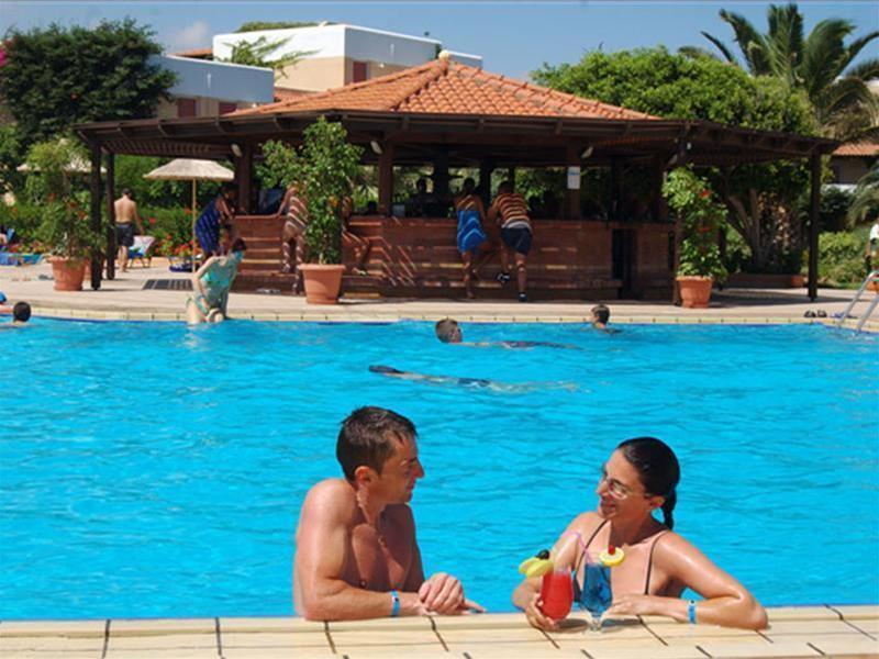 Anissa Beach Hotel خيرسونِسوس المظهر الخارجي الصورة